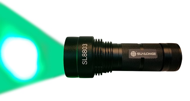 大面积手电筒式激发光源SL8803