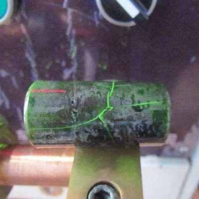 紫外线无损探伤灯应用于轴承检查